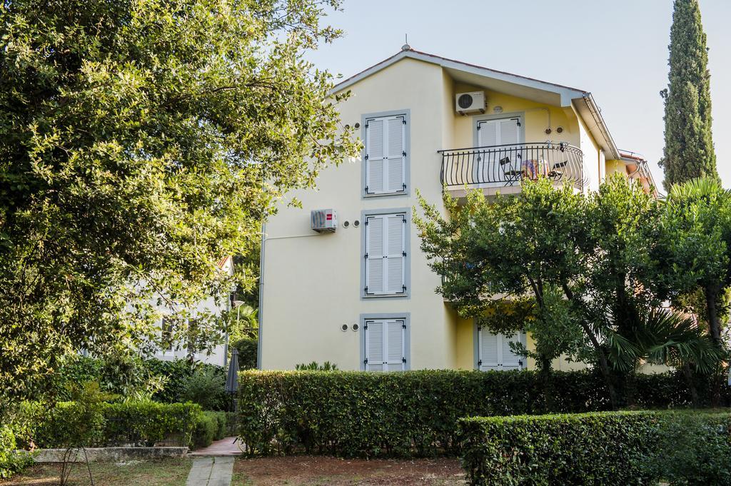 Apartments Villa Borik Rovinj Exterior photo
